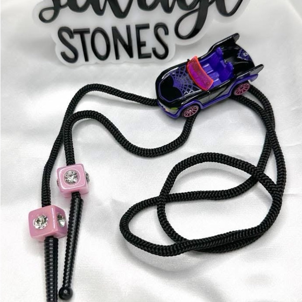 Hot Wheels bolo